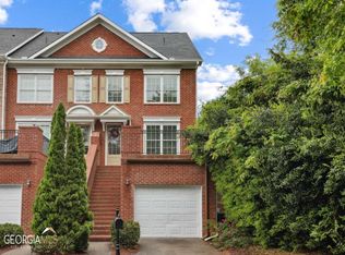 6015 Waters Edge Trl, Roswell, GA