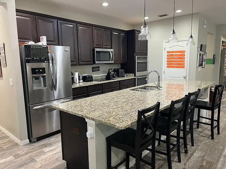 Plymouth Creek Cir — Photo 16