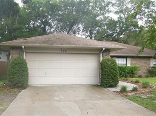 848 Timber Pond Dr, Brandon, FL 33510
