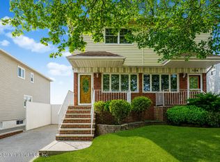 152 Durant Ave, Staten Island, NY 10306