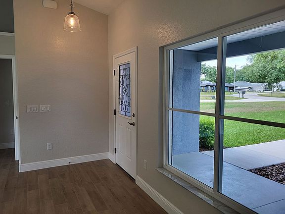 4th image of 11300 SW 61st Cir