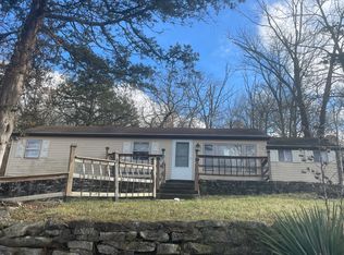 8420 Lake Dr, Cedar Hill, MO