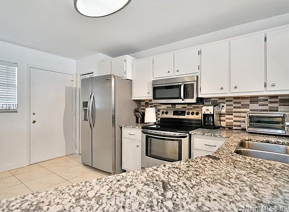 4th image of 1750 NE 191st St #2041