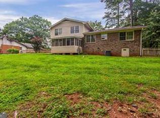 4722 Kenneth Dr SW, Lilburn, GA 30047