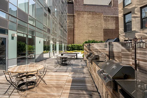 Rented by The Dermot Realty Management Company | media 41