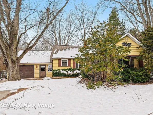 540 S Hemlock Rd, Hemlock, MI 48626