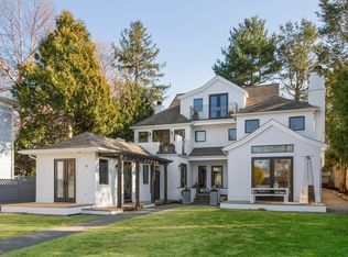 4 Crockett St, Norwalk, CT 06853