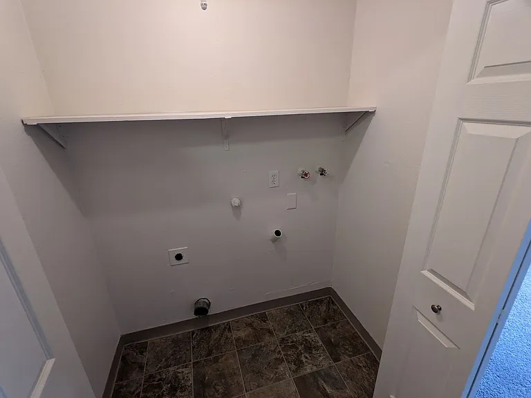 Royal Crest Townhomes — Photo 49