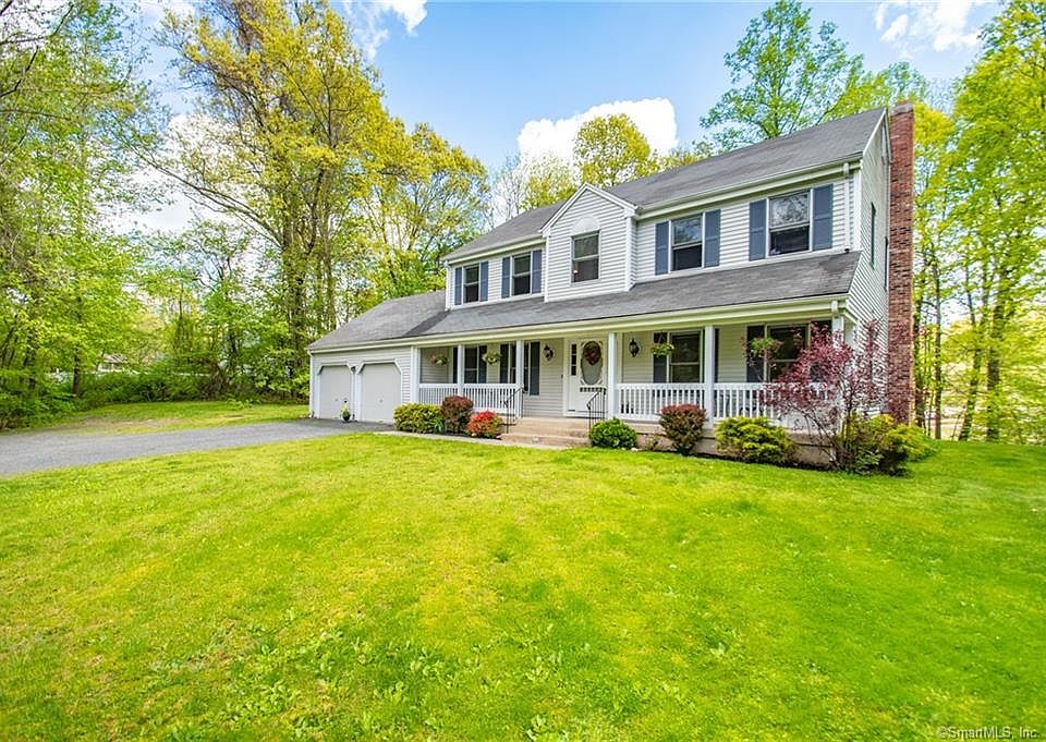 1st image of 140 Deerfield Dr