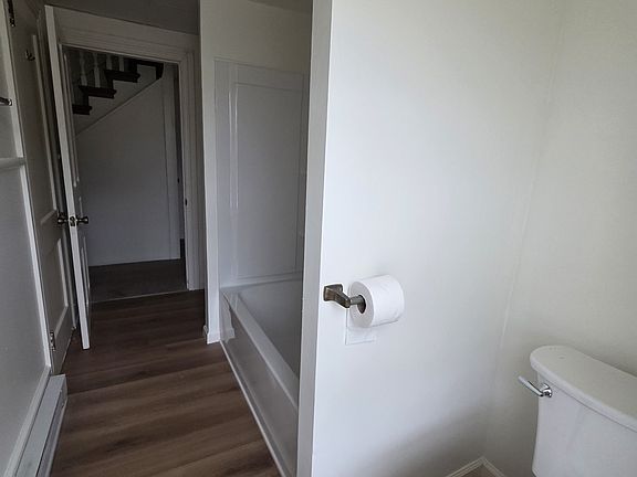 3rd image of 4050 Friedensburg Rd