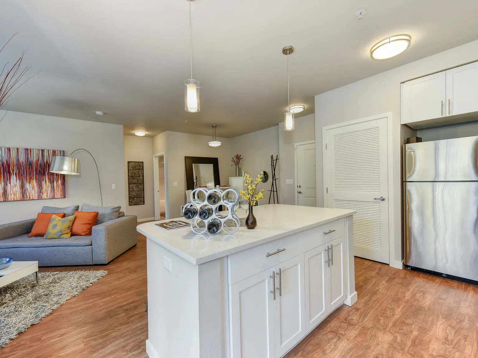 Madison Bellevue Apartments — Photo 3