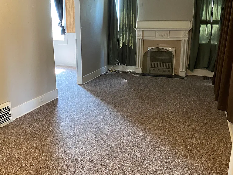 520 N Water St — Photo 5