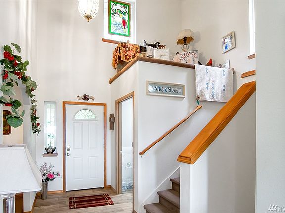 5th image of 7716 SE Southworth Dr