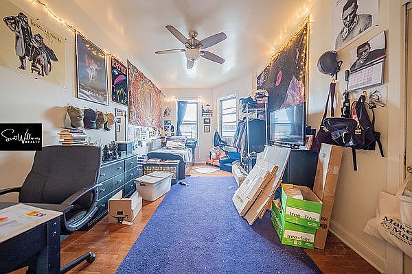 1st image of 853 Putnam Ave #4
