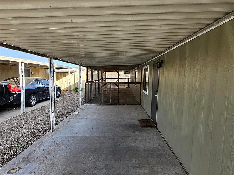 8301 N 103rd Ave #83 — Photo 3