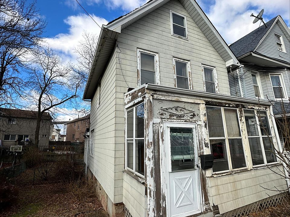 1st image of 38 Treadwell Ave