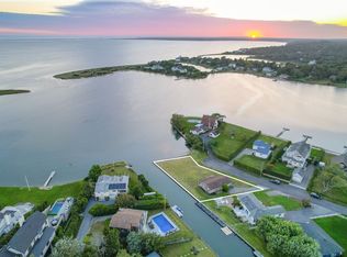 20 Middle Pond Ln, Southampton, NY 11968