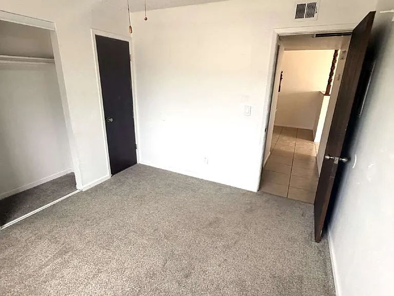 1504 E 29th Ave #2 — Photo 7