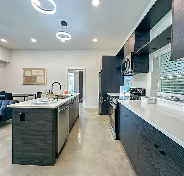 316 Toledo St #201 — Photo 6