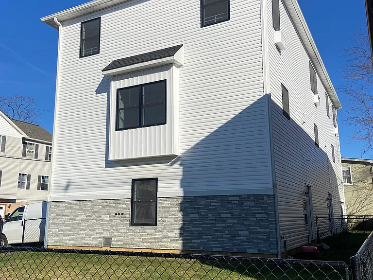 36 N Shore St #36 — Photo 9