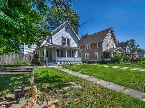 1004 East Ave #A, Elyria, OH 44035