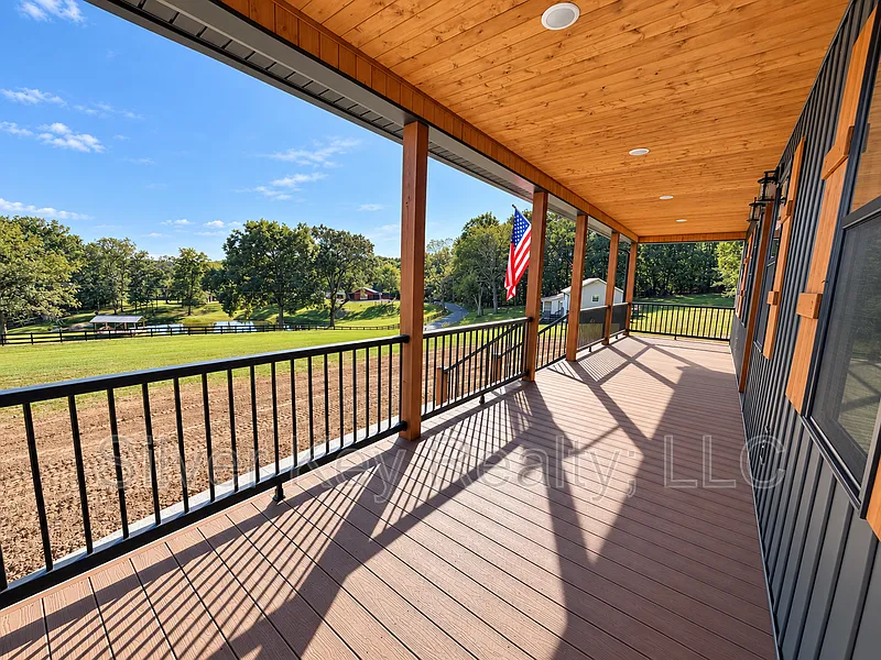 2 bed, 2.0 bath, $1,995 — Photo 3