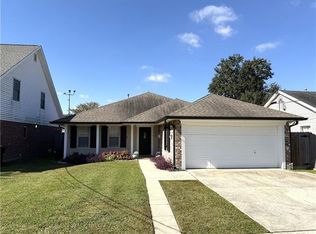 256 Soniat Ave, River Ridge, LA 70123