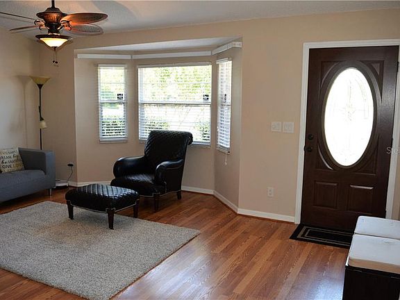 3rd image of 1763 W Chapel Dr