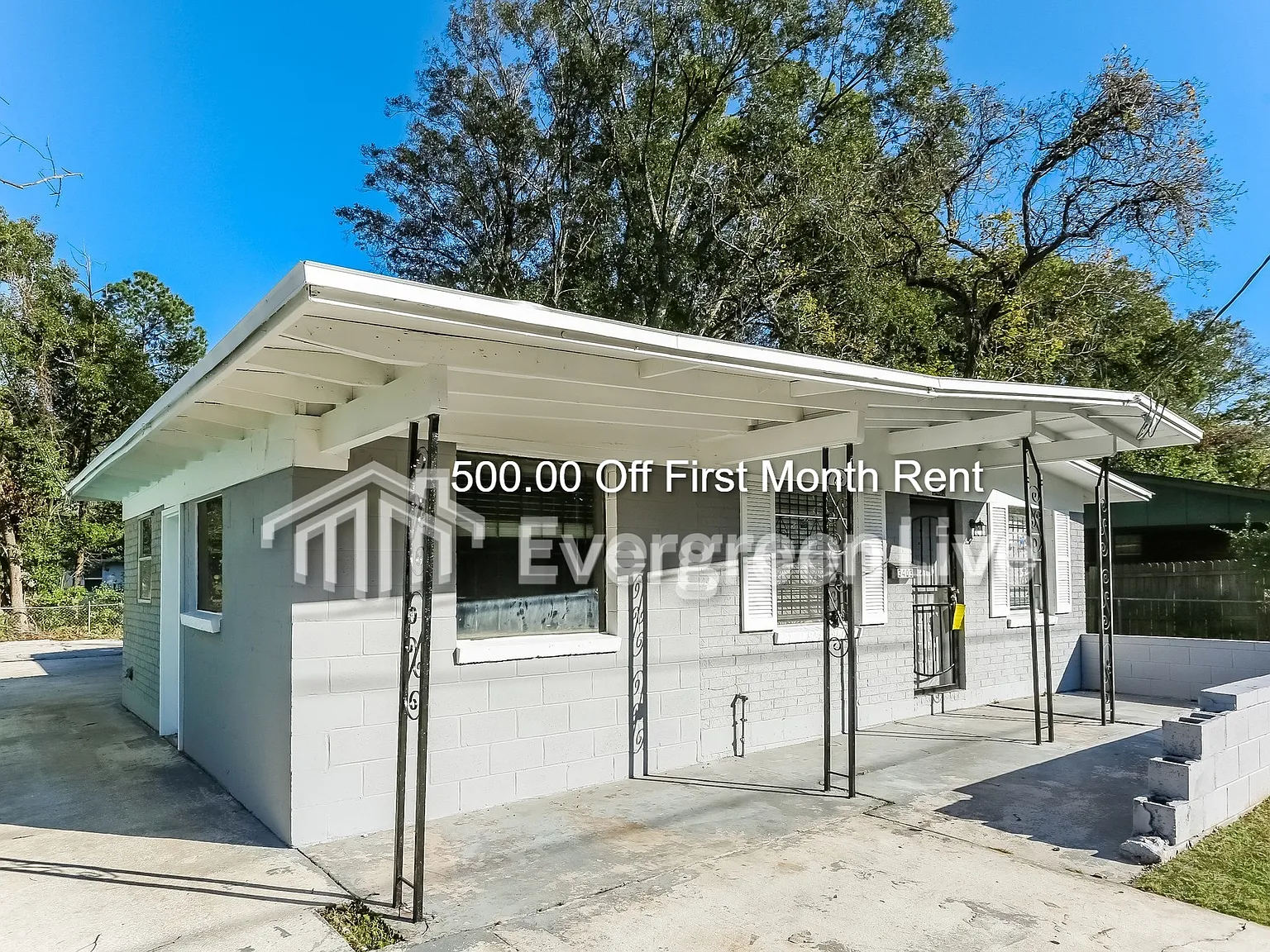 3 bed, 2.0 bath, 920 sqft, $1,195 — Photo 2