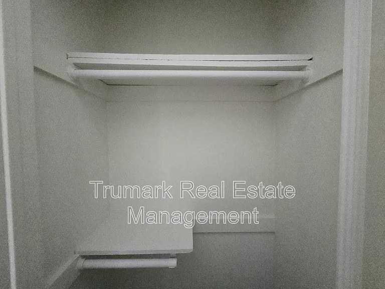 14605 Burbank Blvd #103 — Photo 11