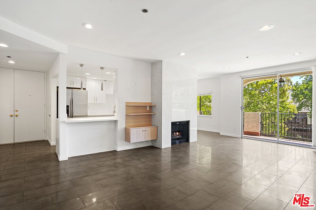 Santa Monicaさま専用 125 Montana Ave APT 201, Santa Monica, CA 90403 | Zillow