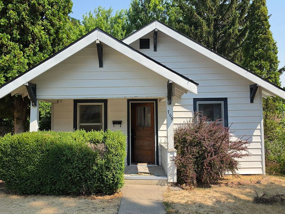 1st image of 705 B Ave