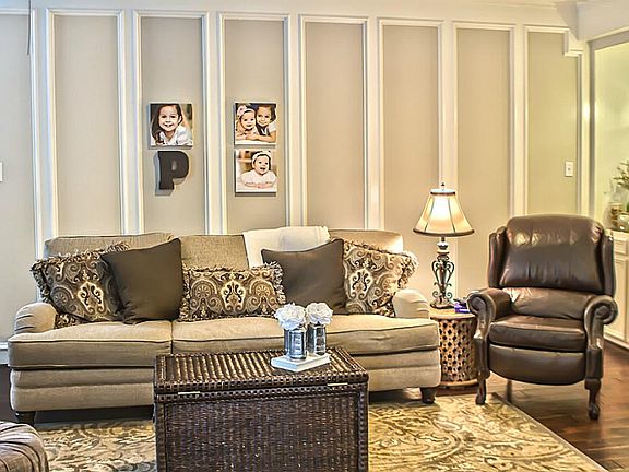 3rd image of 1715 Country Squire Dr