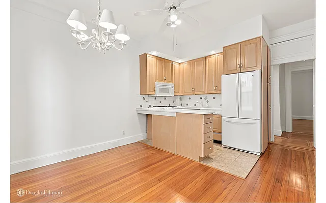 Sold by Douglas Elliman | media 19