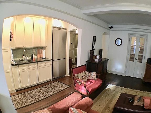5th image of 333 W 56th St APT 7M