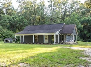 6711 Eagle Springs Dr, Lucedale, MS 39452