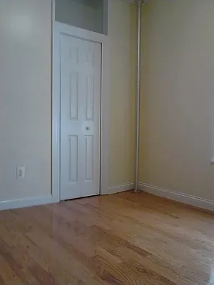 Rented by Lang Realty LLC | media 15