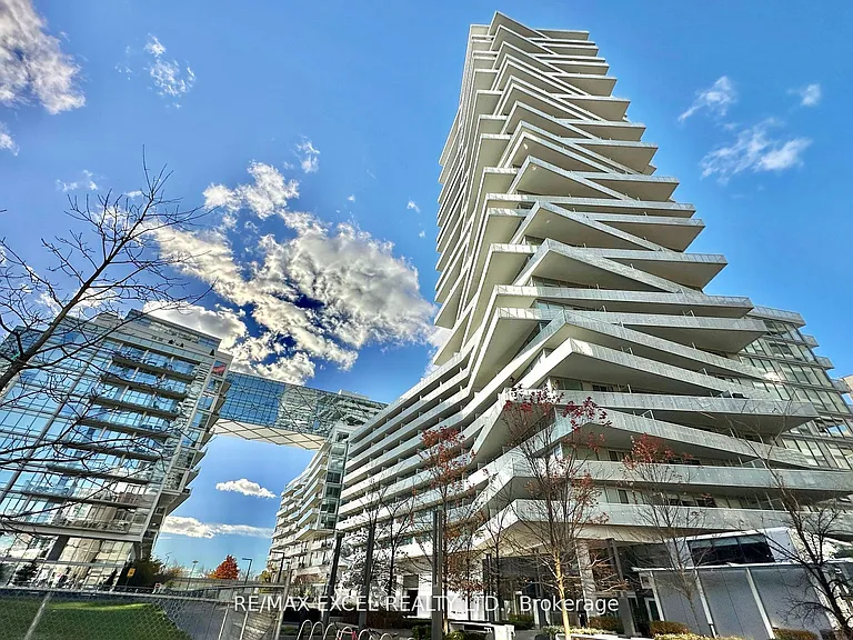 15 Queens Quay E #3101 — Photo 38