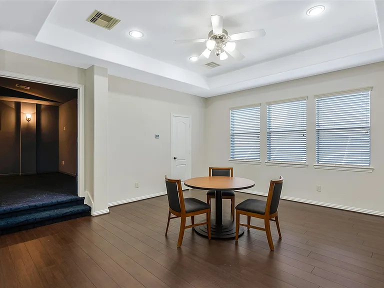24322 Bella Florence Dr — Photo 33