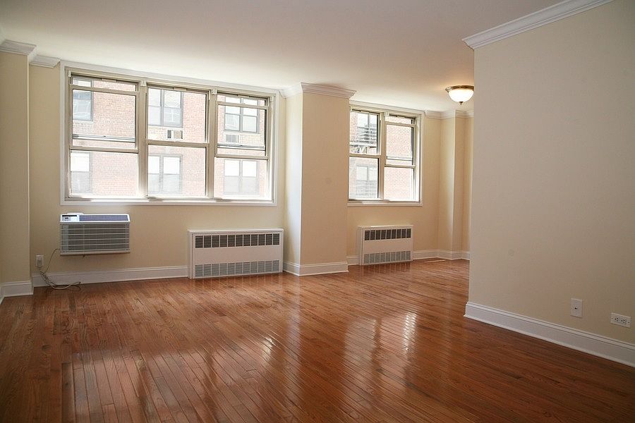 1st image of 222 E 19th St APT 3B