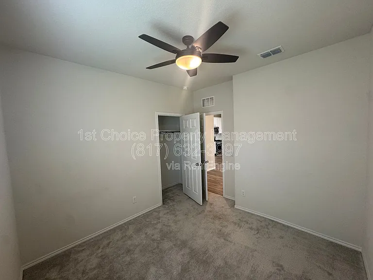 8132 Cedar Lake Ln — Photo 14