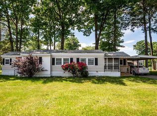16 S Dewberry Ln, Rochester, NH 03867