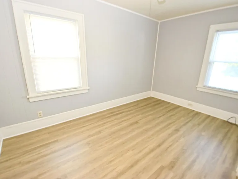 1315 Longfellow Ave — Photo 7