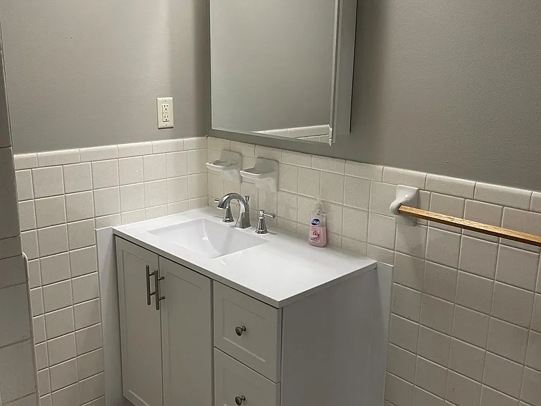 540 Thoma Pl #C — Photo 17