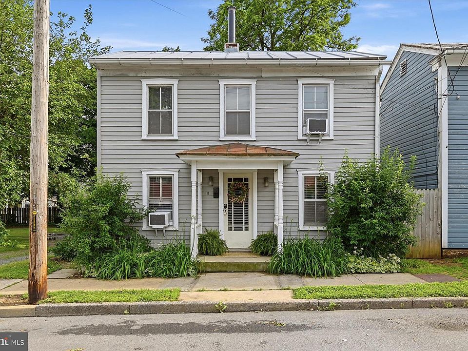 1st image of 11 W Germain St