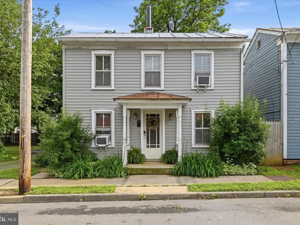 11 W Germain St, Winchester, VA 22601