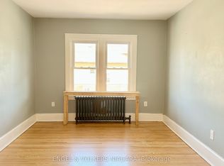 5038 Huron St, Niagara Falls, ON L2E 2J7