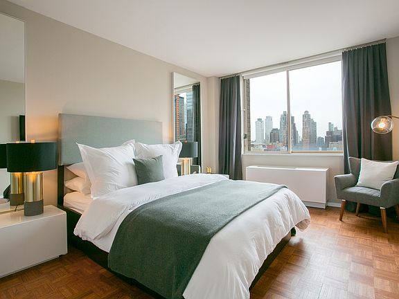 5th image of 350 W 50th St #26HH