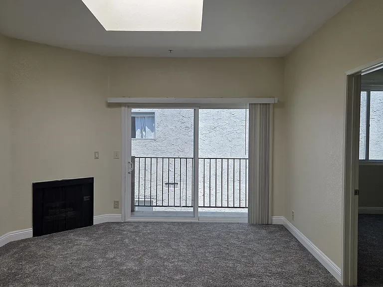 3745 Bagley Ave #203 — Photo 2