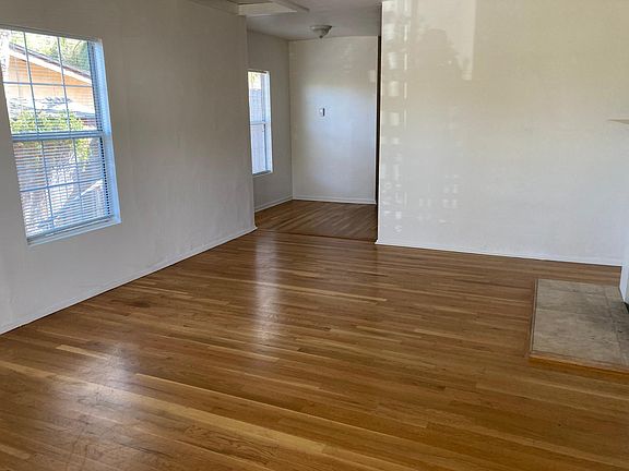 5th image of 1707 San Pascual St